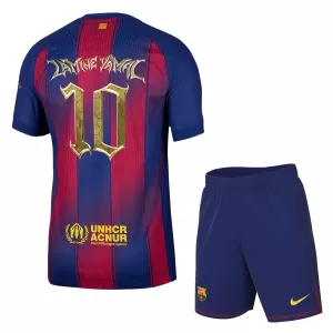Maglia Barcellona x Kopa Trophy Lamine Yamal 10 Bambino 2025/26 (Speciell) Maglia Barcellona x Kopa Trophy Lamine Yamal 10 Bambino 2025/26 (Speciell)