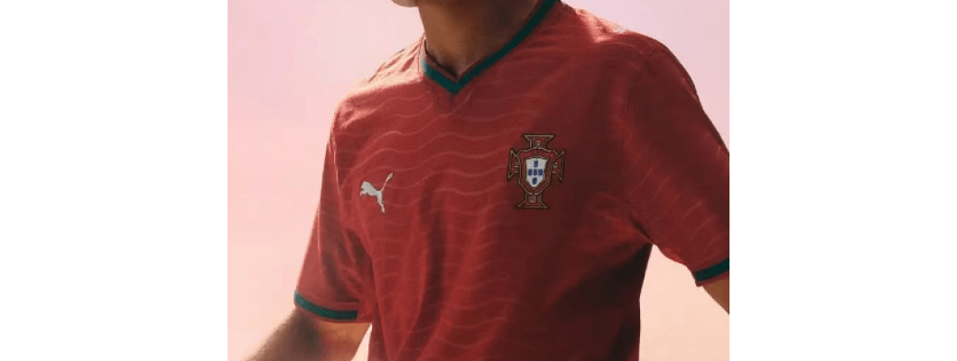 Il Portogallo presenta la divisa Home per i Mondiali 2026 Il Portogallo presenta la divisa Home per i Mondiali 2026