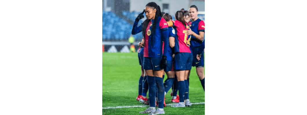 Il Real Madrid ha subito un doppio colpo dal Barcellona e i tifosi sono preoccupati Il Real Madrid ha subito un doppio colpo dal Barcellona e i tifosi sono preoccupati