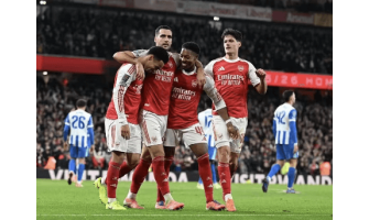 L'Arsenal mostra il suo potenziale per il titolo, il Liverpool è in crisi