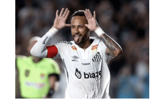 La tripletta di Neymar in 17 minuti salva il Santos