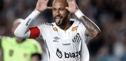 La tripletta di Neymar in 17 minuti salva il Santos