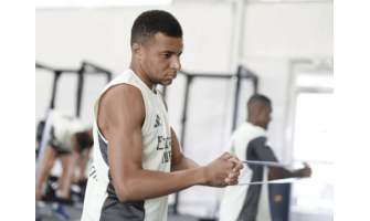 Mbappé torna dalla malattia, ma il suo debutto al Mondiale per Club è ancora prevedibile