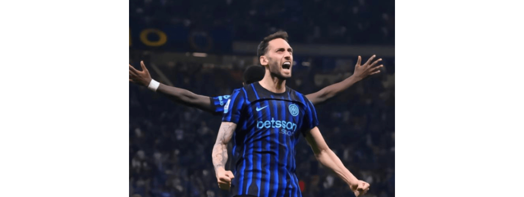 La prestazione stellare di Hakan Çalhanoğlu ha permesso all'Inter di raggiungere la finale di Coppa Italia